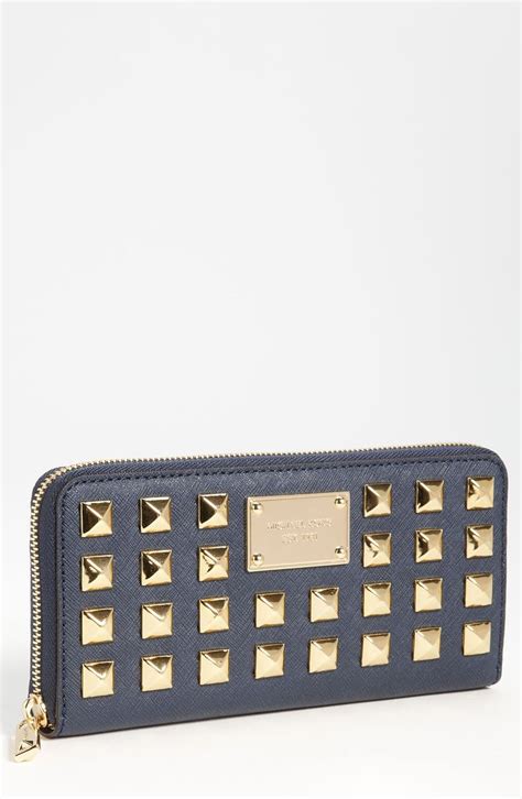 michael kors pyramid stud wallet